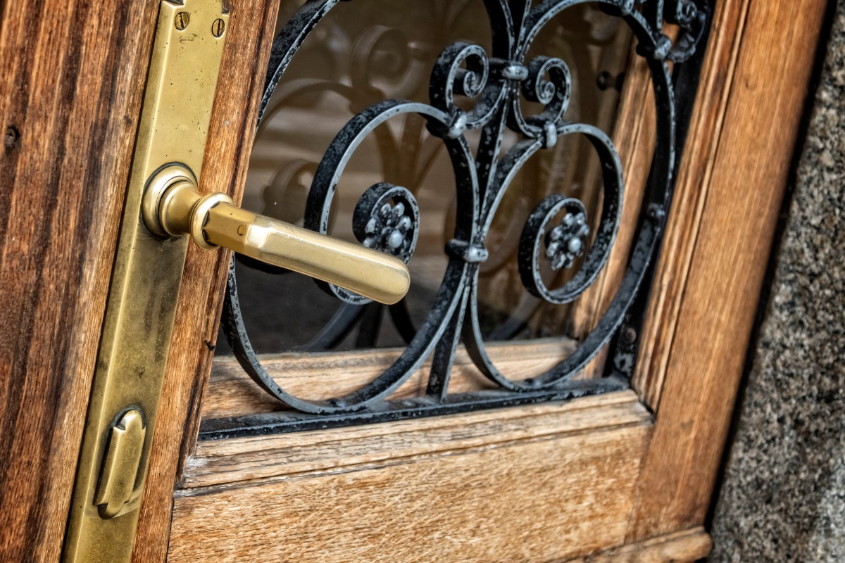 Porta dell'Historic Hotel Emma